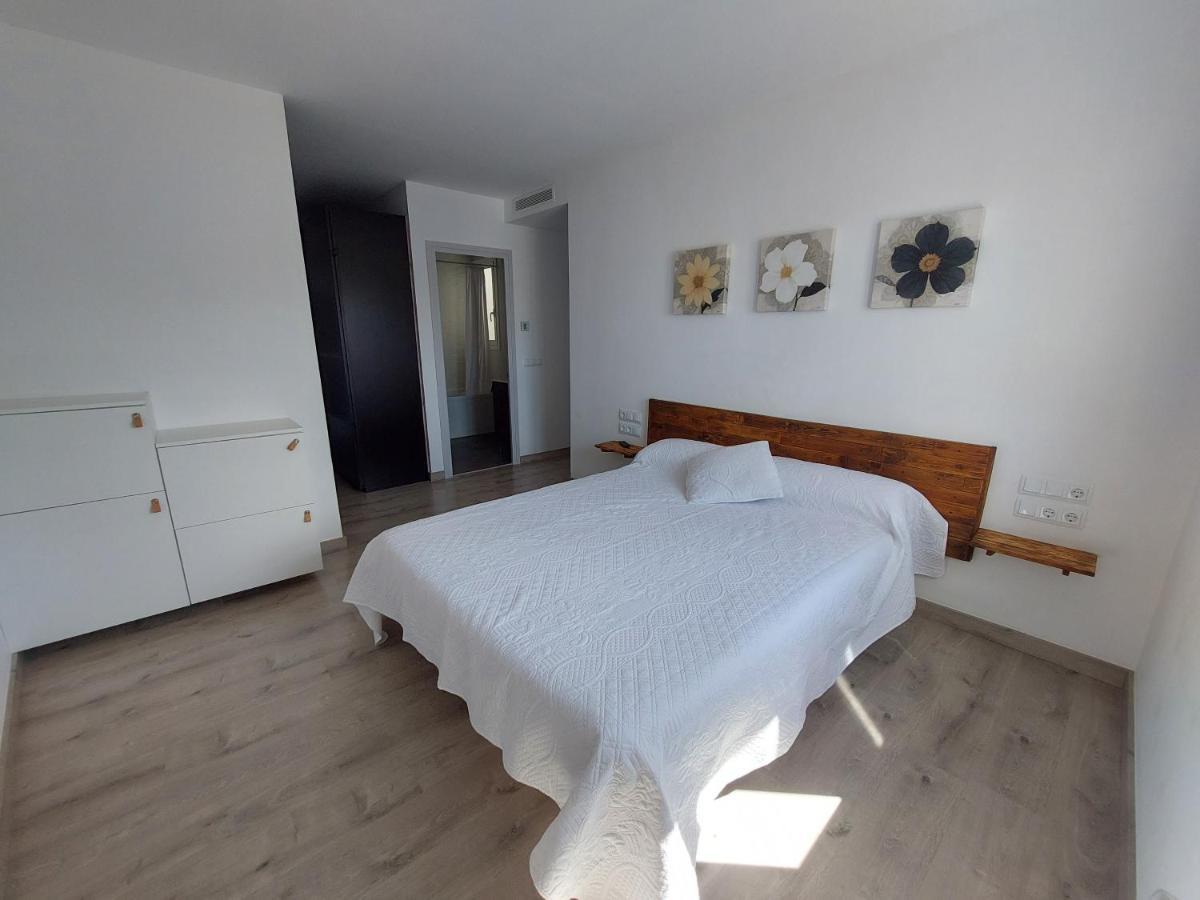 Atic Al Centre De Girona Apartment Ngoại thất bức ảnh